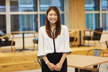 初受注、同期200名中190位の私が社内最大のアワードを受賞できた理由。